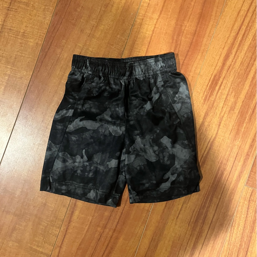 Athletic shorts